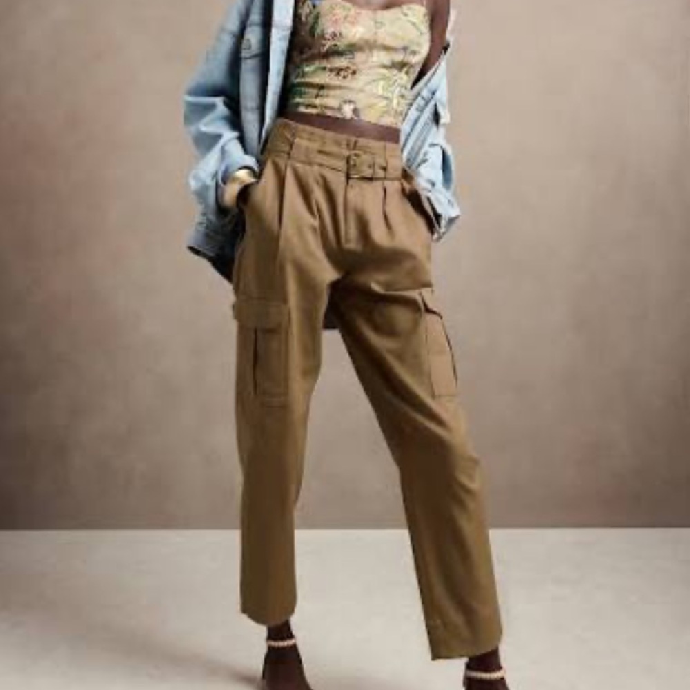 Banana Republic Cargo Pants